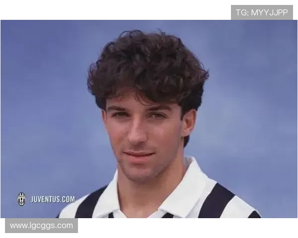 世界足坛最帅男星大盘点颜值与球技并存的足球偶像