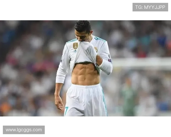 历年足球收入最高球星盘点：梅西C罗等巨星财富传奇揭秘