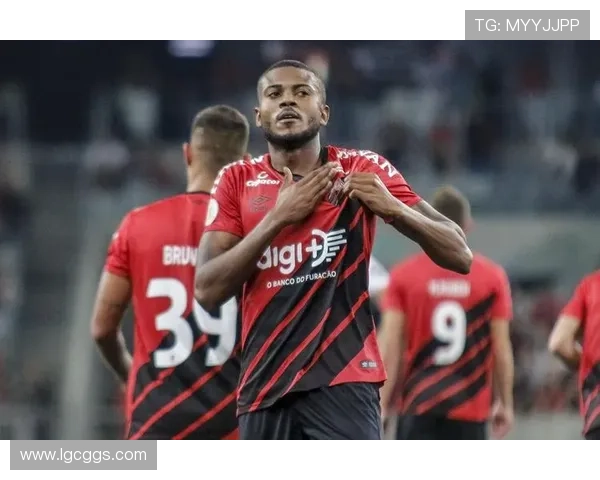 天赋异禀的timo足球巨星成长之路与赛场辉煌瞬间