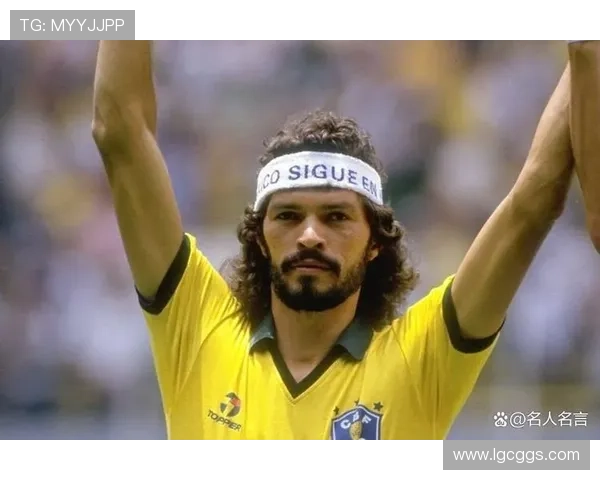 足球场十大球星高清图片展现足坛传奇人物的风采与技艺